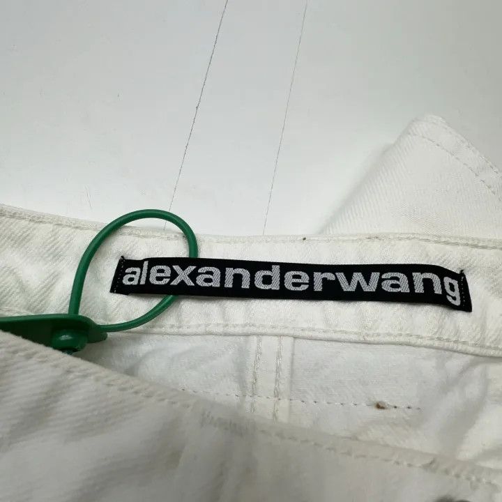 Alexander Wang Alexander Wang Women's High-Waisted White Shorts 0079 Size 25" / US 0 / IT 36 - 2 Thumbnail