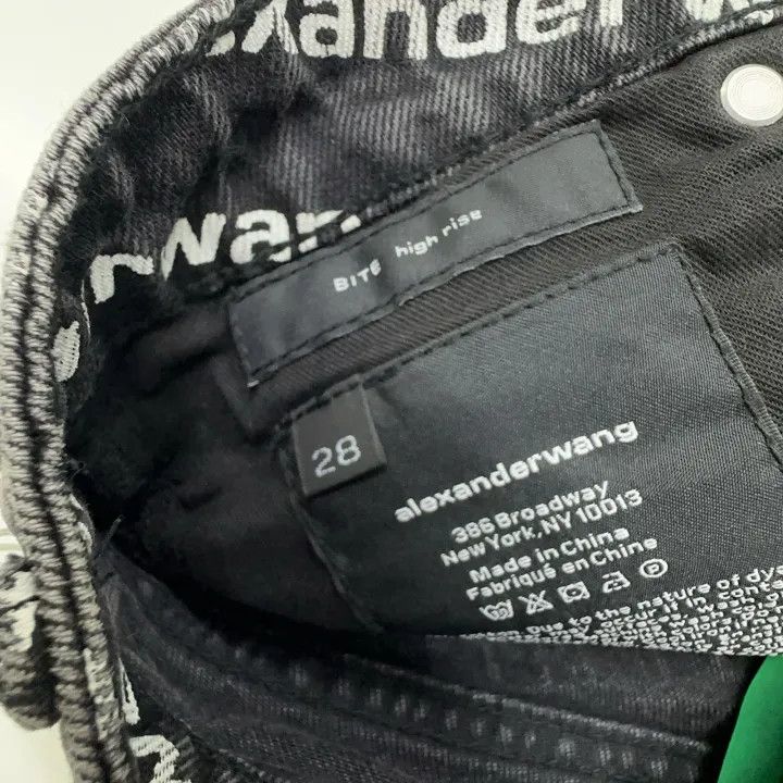 Alexander Wang Alexander Wang Logo Design Black Shorts 0079 Size 28" / US 6 / IT 42 - 6 Thumbnail