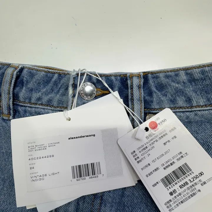 Alexander Wang Alexander Wang Vintage High-Waisted Denim Shorts 0079 Size 24" / US 00 / IT 34 - 5 Thumbnail