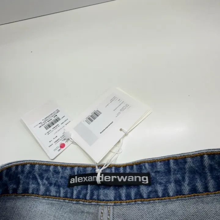 Alexander Wang Alexander Wang Vintage High-Waisted Denim Shorts 0079 Size 24" / US 00 / IT 34 - 4 Thumbnail