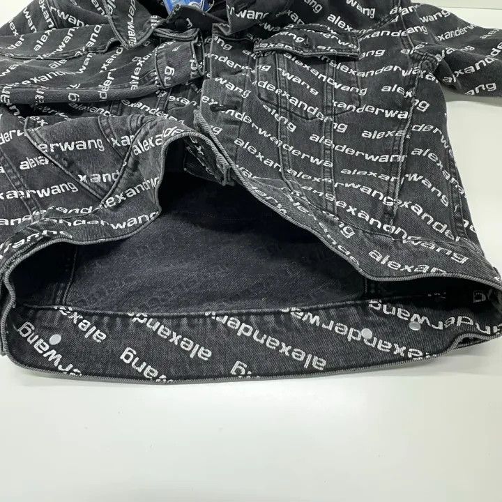 Alexander Wang Alexander Wang FW20 Logo Printed Denim Jacket 0079 Size XS / US 0-2 / IT 36-38 - 9 Thumbnail