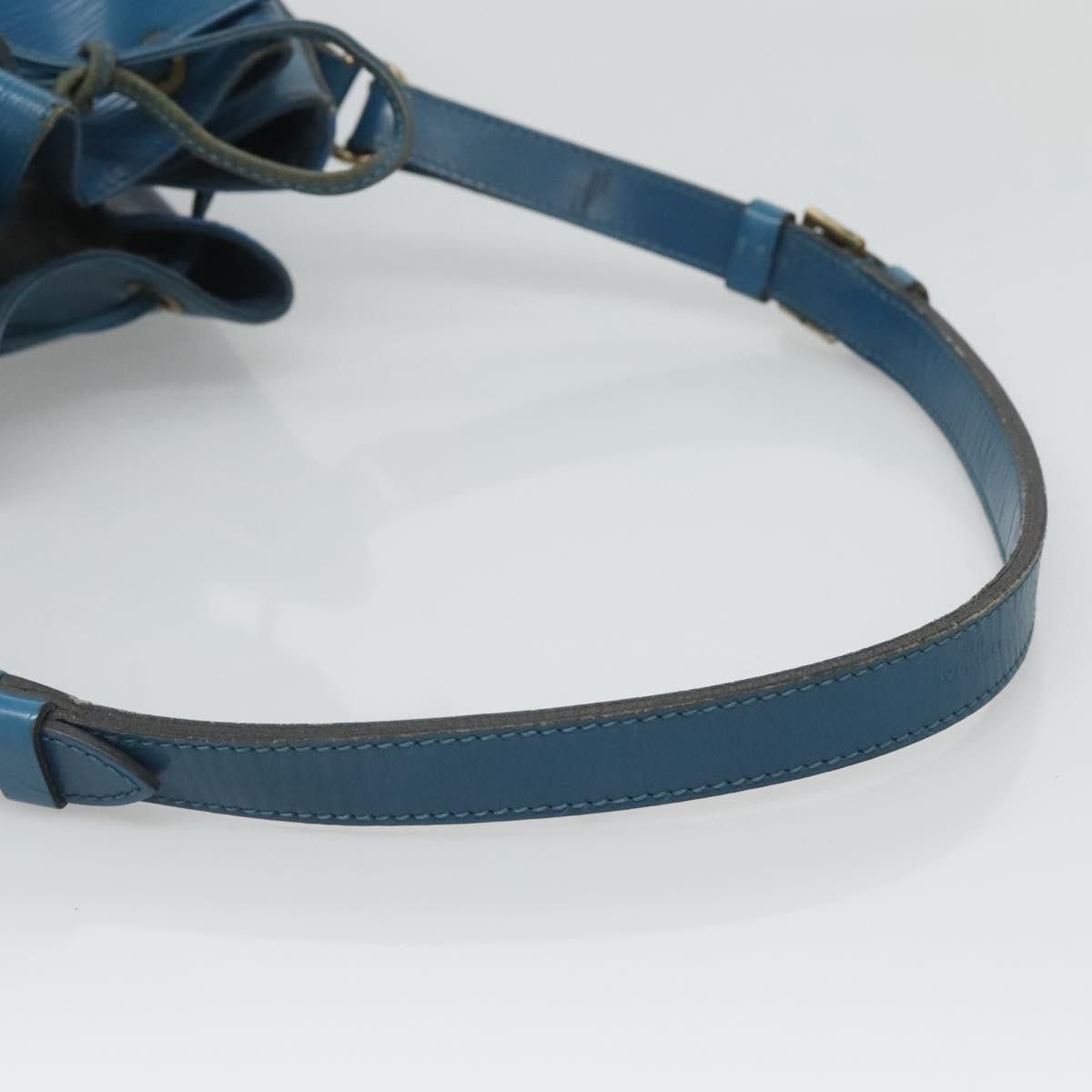 Louis Vuitton Louis Vuitton Petit Noé shoulder Size ONE SIZE - 5 Thumbnail