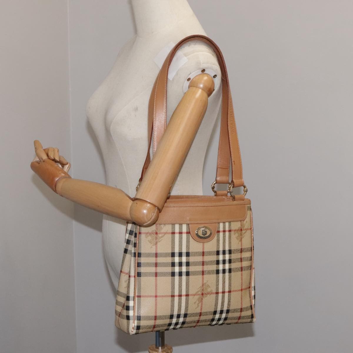 Burberry Burberry Nova Check shoulder Size ONE SIZE - 10 Thumbnail
