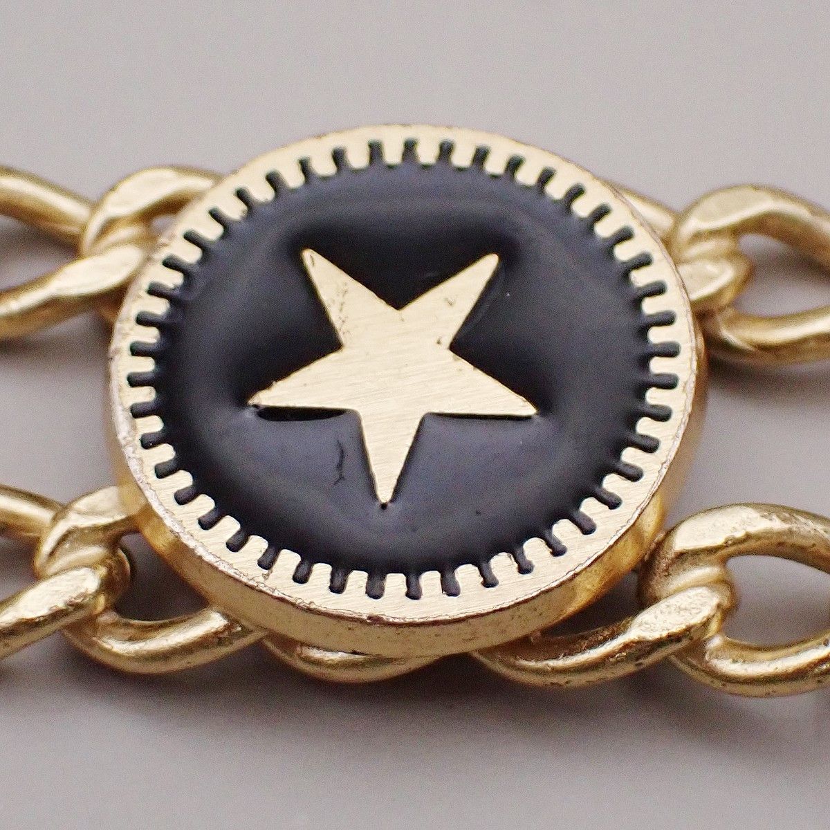Chanel Chanel Cc bracelet Size ONE SIZE - 15 Thumbnail