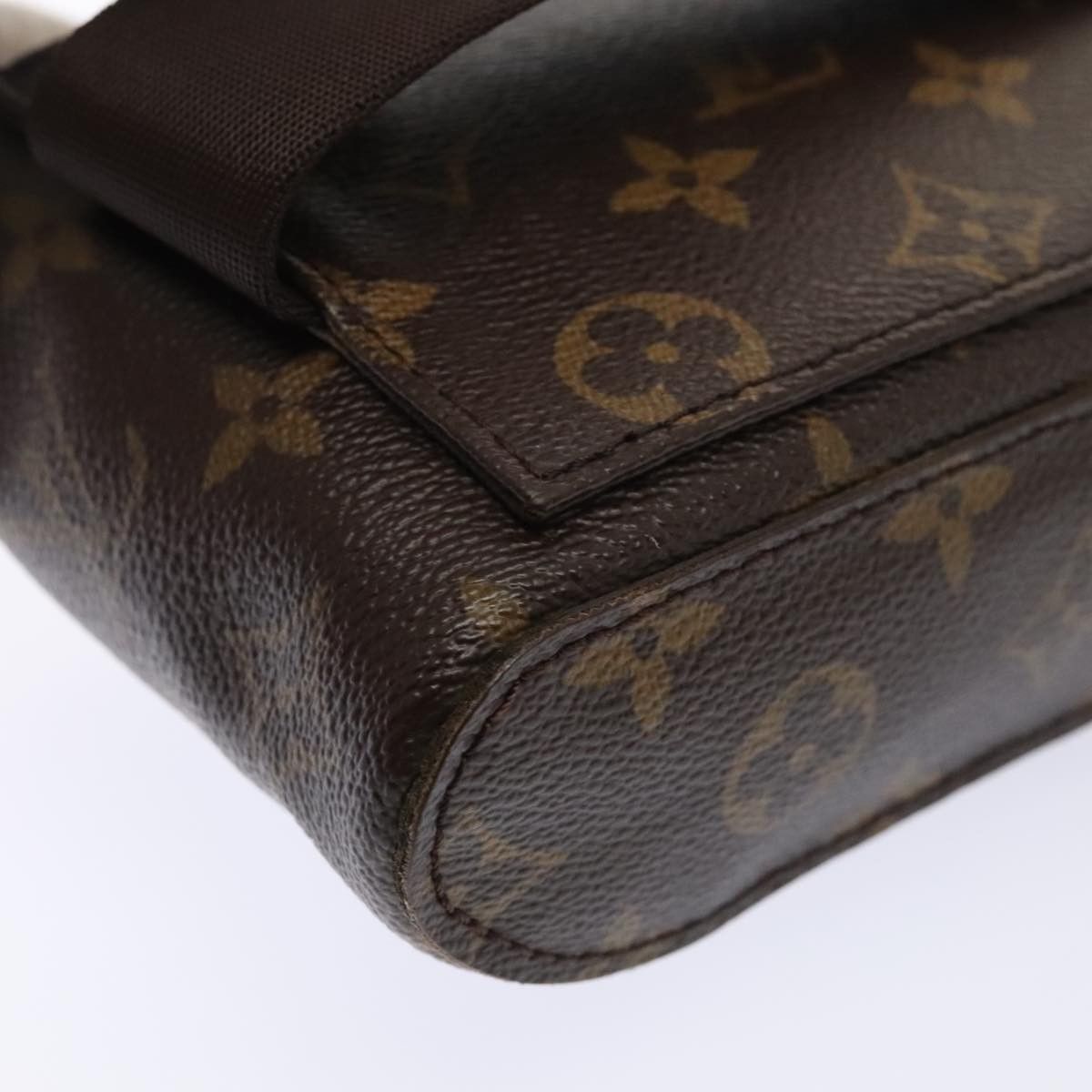Louis Vuitton Geronimos clutch