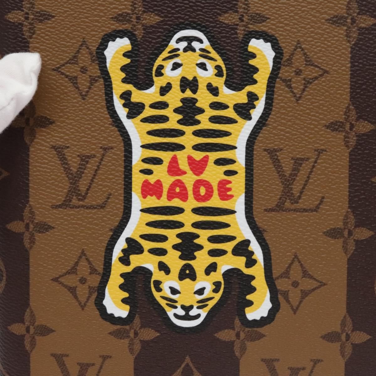 Louis Vuitton Louis Vuitton Nigo wallet Size ONE SIZE - 12 Thumbnail