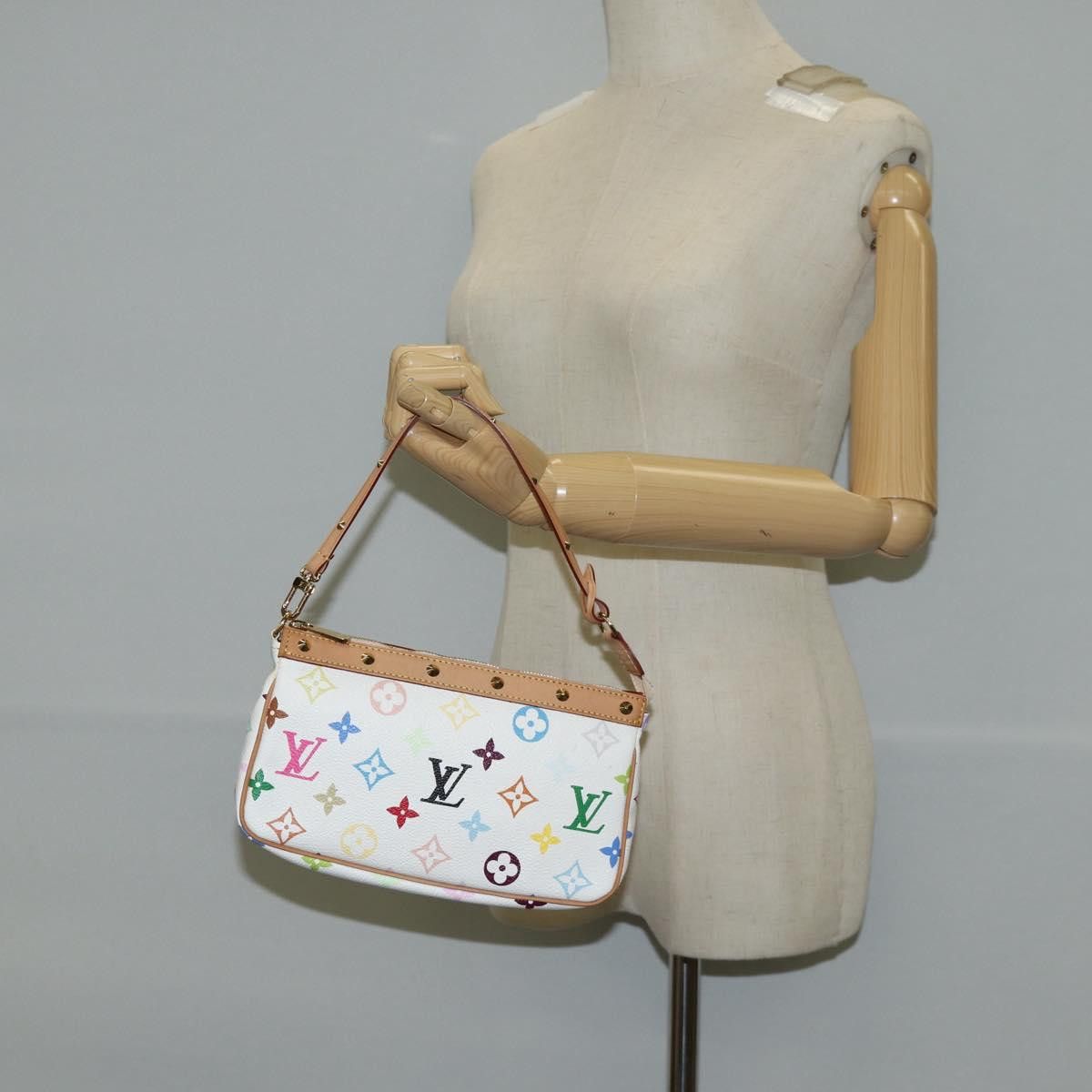 Louis Vuitton Louis Vuitton Pochette Accessoire clutch Size ONE SIZE - 16 Thumbnail