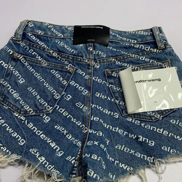 Alexander Wang Alexander Wang SS20 Logo Denim Shorts for Women 0079 Size 24" / US 00 / IT 34 - 6 Thumbnail