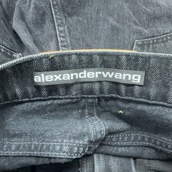 Alexander Wang Alexander Wang Crystal Logo Mid-Rise Jeans 0079 Size 26" / US 2 / IT 38 - 4 Thumbnail