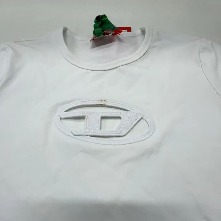 Diesel Diesel Oval-D Logo Embroidered Short Sleeve Tee 0079 Size S / US 4 / IT 40 - 8 Thumbnail