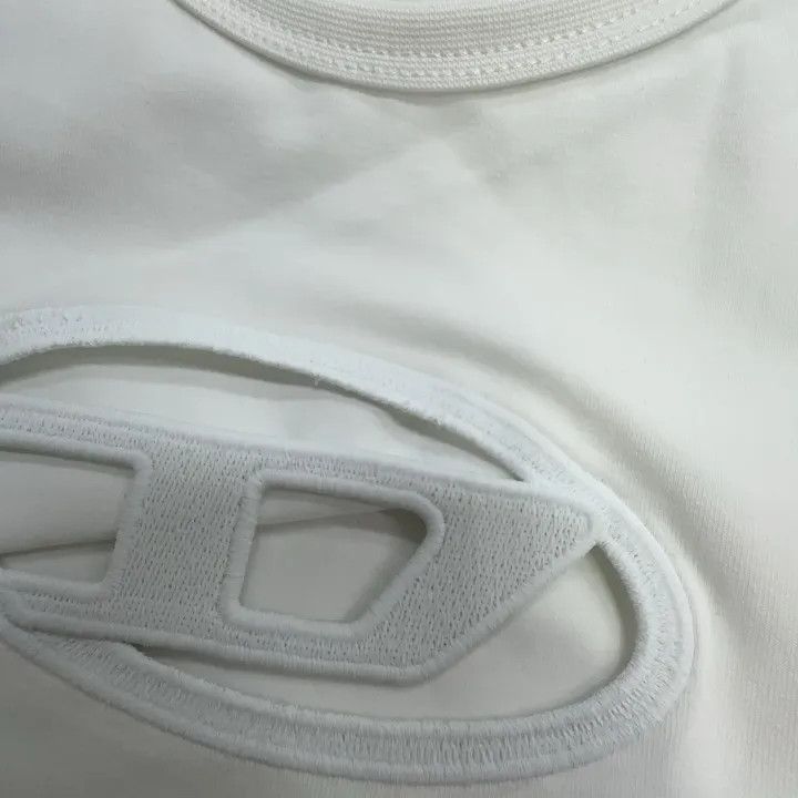 Diesel Diesel Oval-D Logo Embroidered Short Sleeve Tee 0079 Size S / US 4 / IT 40 - 4 Thumbnail