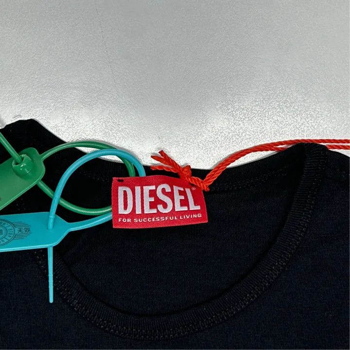 Diesel Diesel Oval D Series Short Sleeve T-Shirt 0079 Size S / US 4 / IT 40 - 3 Thumbnail