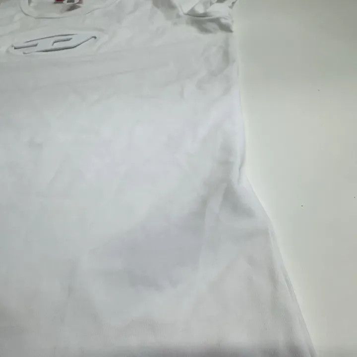 Diesel Diesel Oval-D Series Embroidered Short Sleeve T-shirt 0079 Size L / US 10 / IT 46 - 8 Thumbnail
