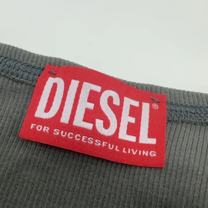 Diesel Diesel Grey Heart Print Short Sleeve T-Shirt 0079 Size XS / US 0-2 / IT 36-38 - 4 Thumbnail