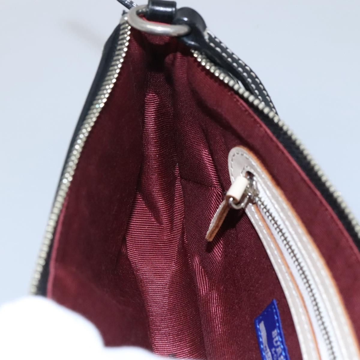 Burberry Burberry Nova Check shoulder Size ONE SIZE - 12 Thumbnail