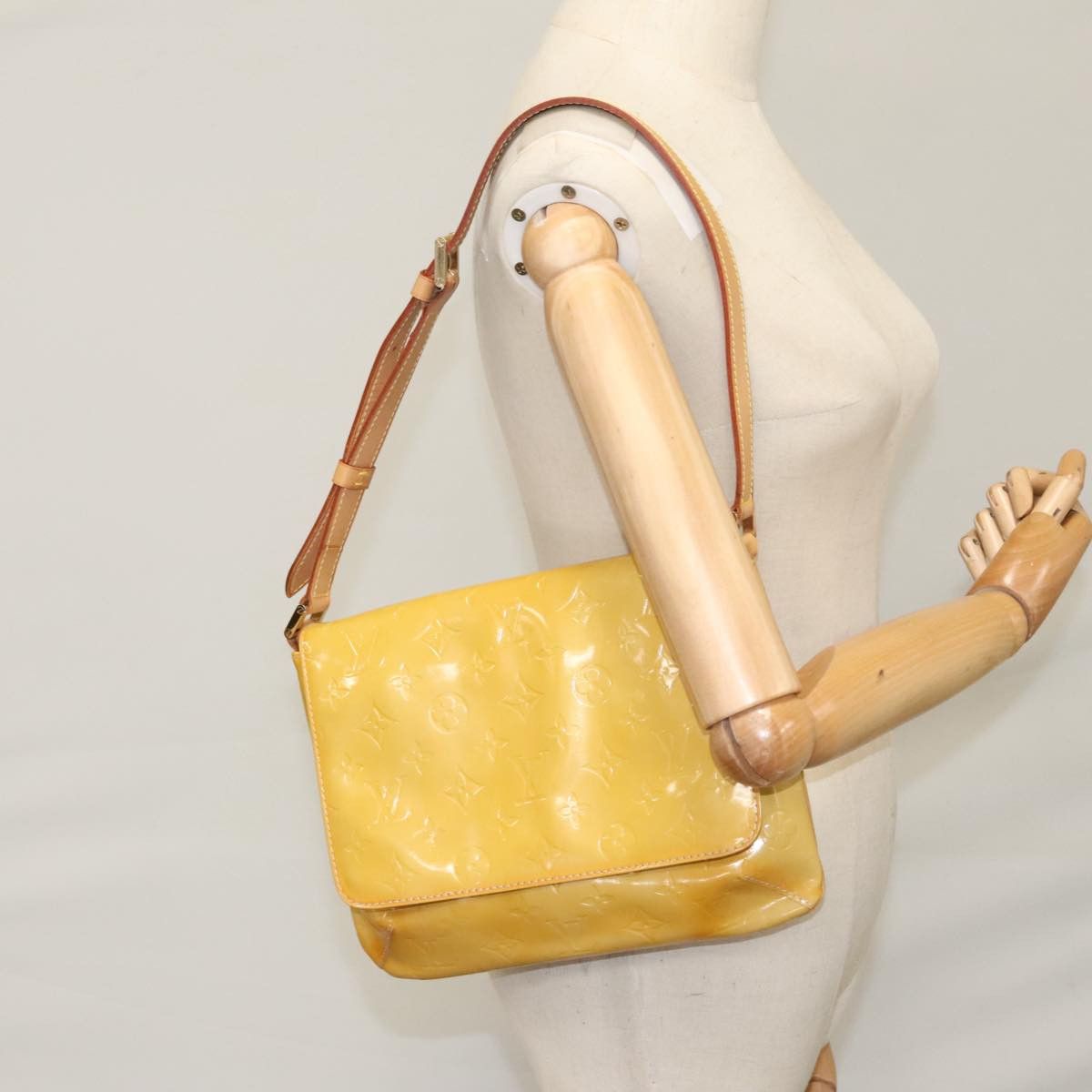 Louis Vuitton Louis Vuitton Thompson Street shoulder Size ONE SIZE - 14 Thumbnail