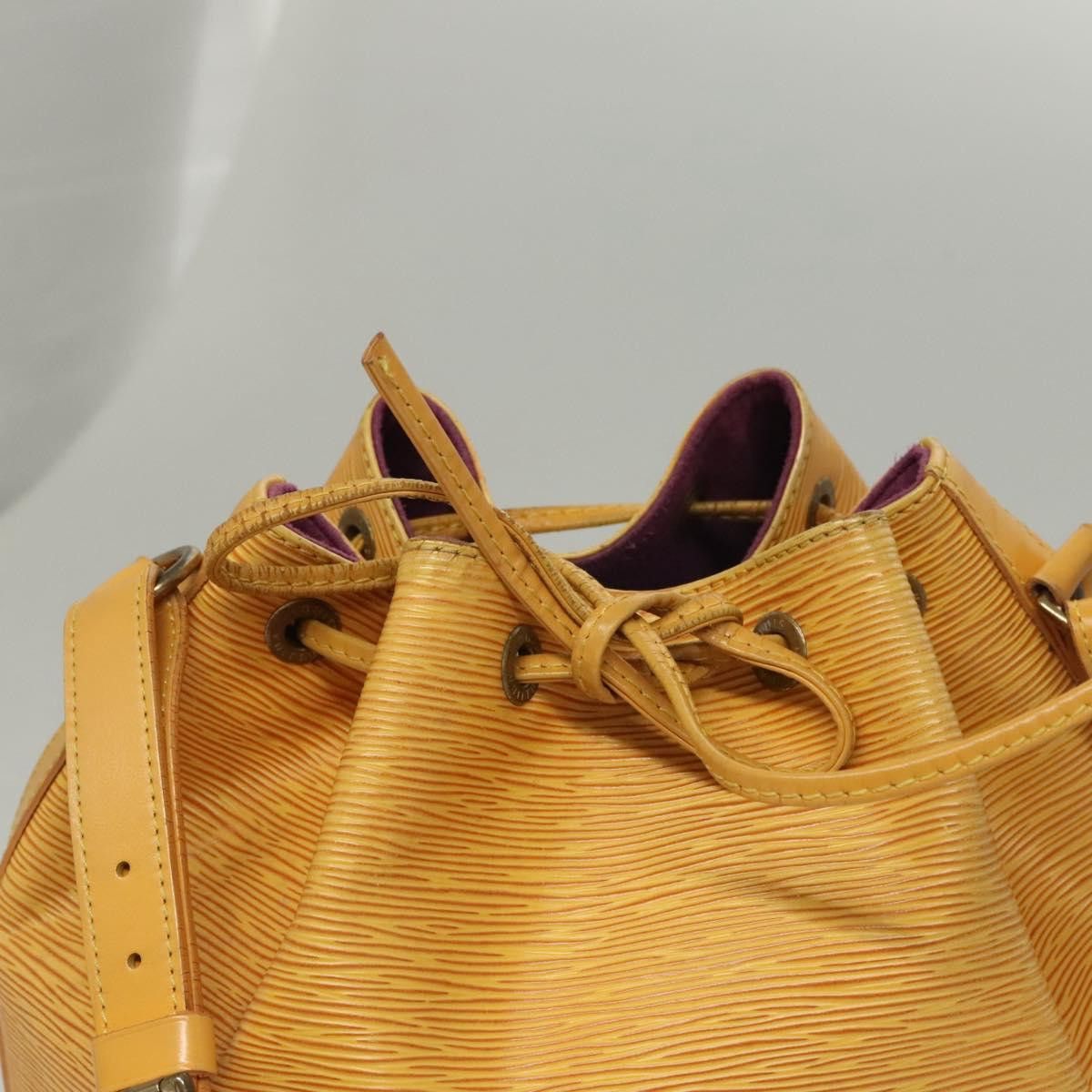 Louis Vuitton Louis Vuitton Petit Noé shoulder Size ONE SIZE - 17 Thumbnail