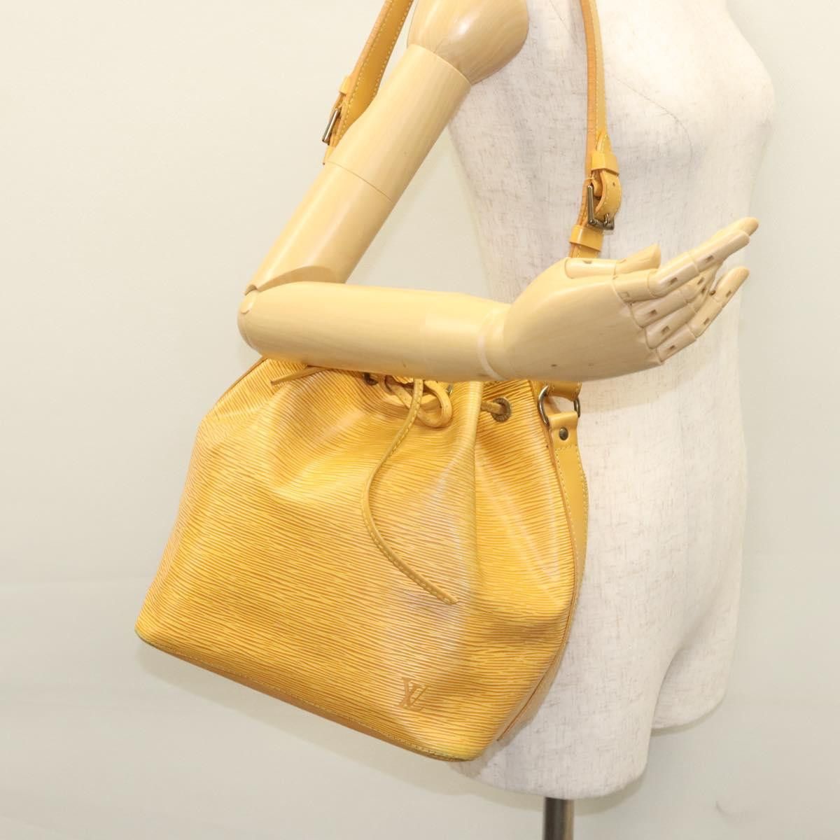 Louis Vuitton Louis Vuitton Petit Noé shoulder Size ONE SIZE - 15 Thumbnail