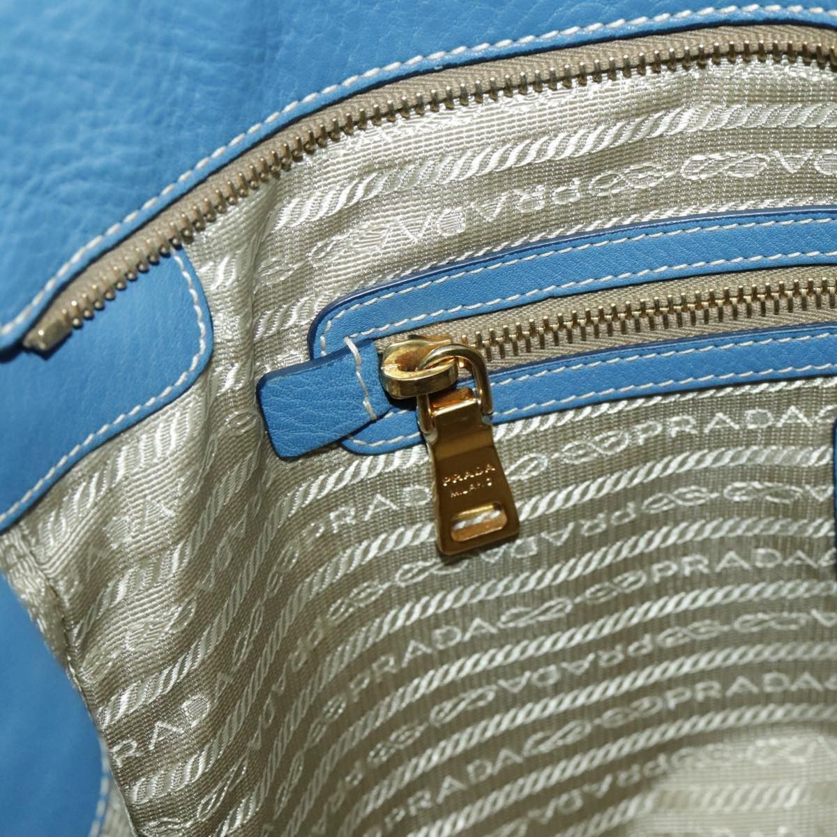 Prada Prada Vitello tote Size ONE SIZE - 24 Thumbnail