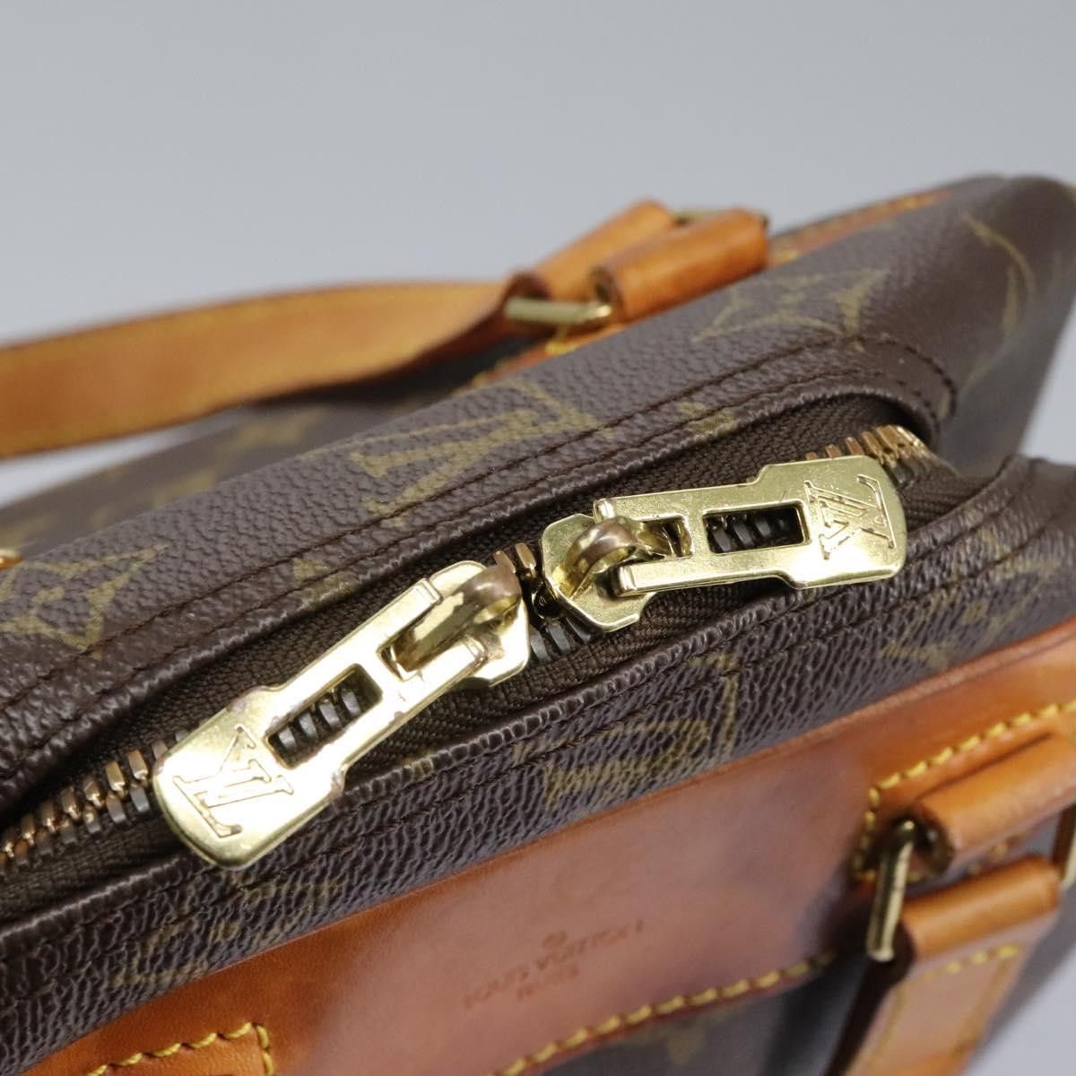 Louis Vuitton Louis Vuitton Excursion handbag Size ONE SIZE - 13 Thumbnail