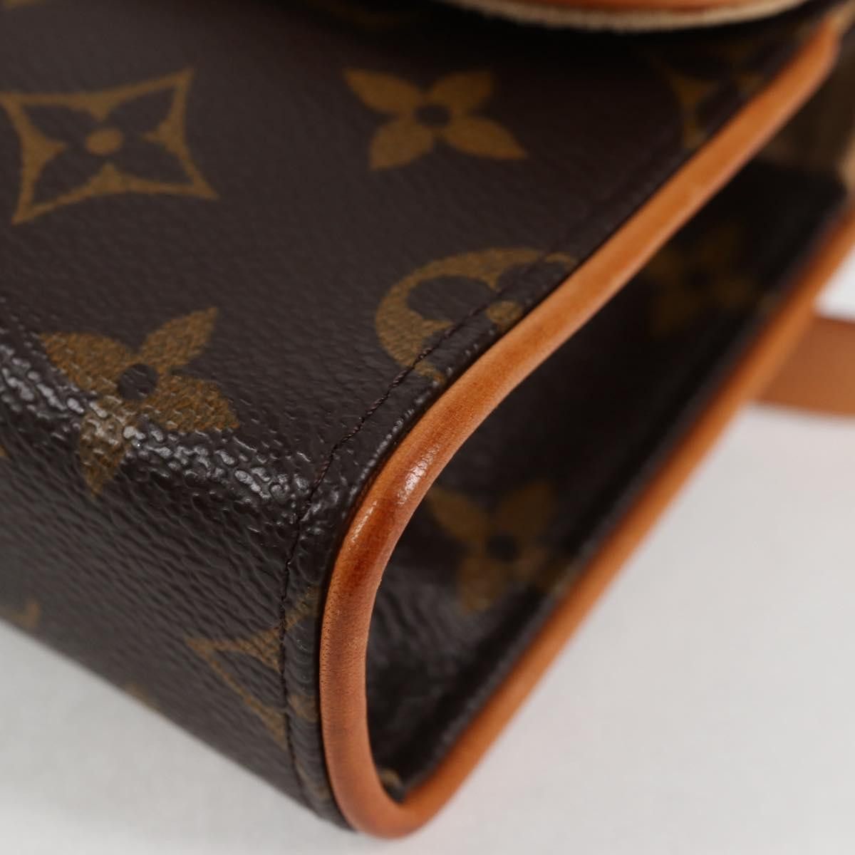 Louis Vuitton Louis Vuitton Florentine shoulder Size ONE SIZE - 7 Thumbnail