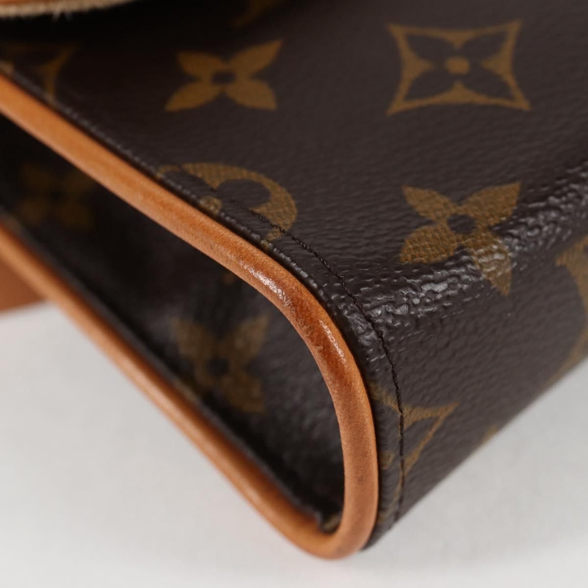 Louis Vuitton Louis Vuitton Florentine shoulder Size ONE SIZE - 6 Thumbnail