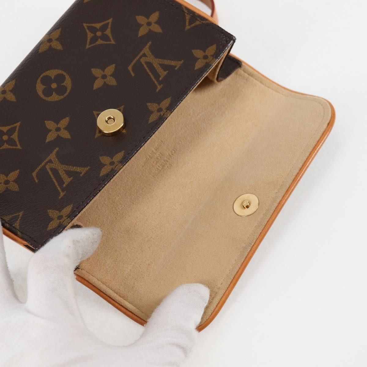 Louis Vuitton Louis Vuitton Florentine shoulder Size ONE SIZE - 21 Thumbnail