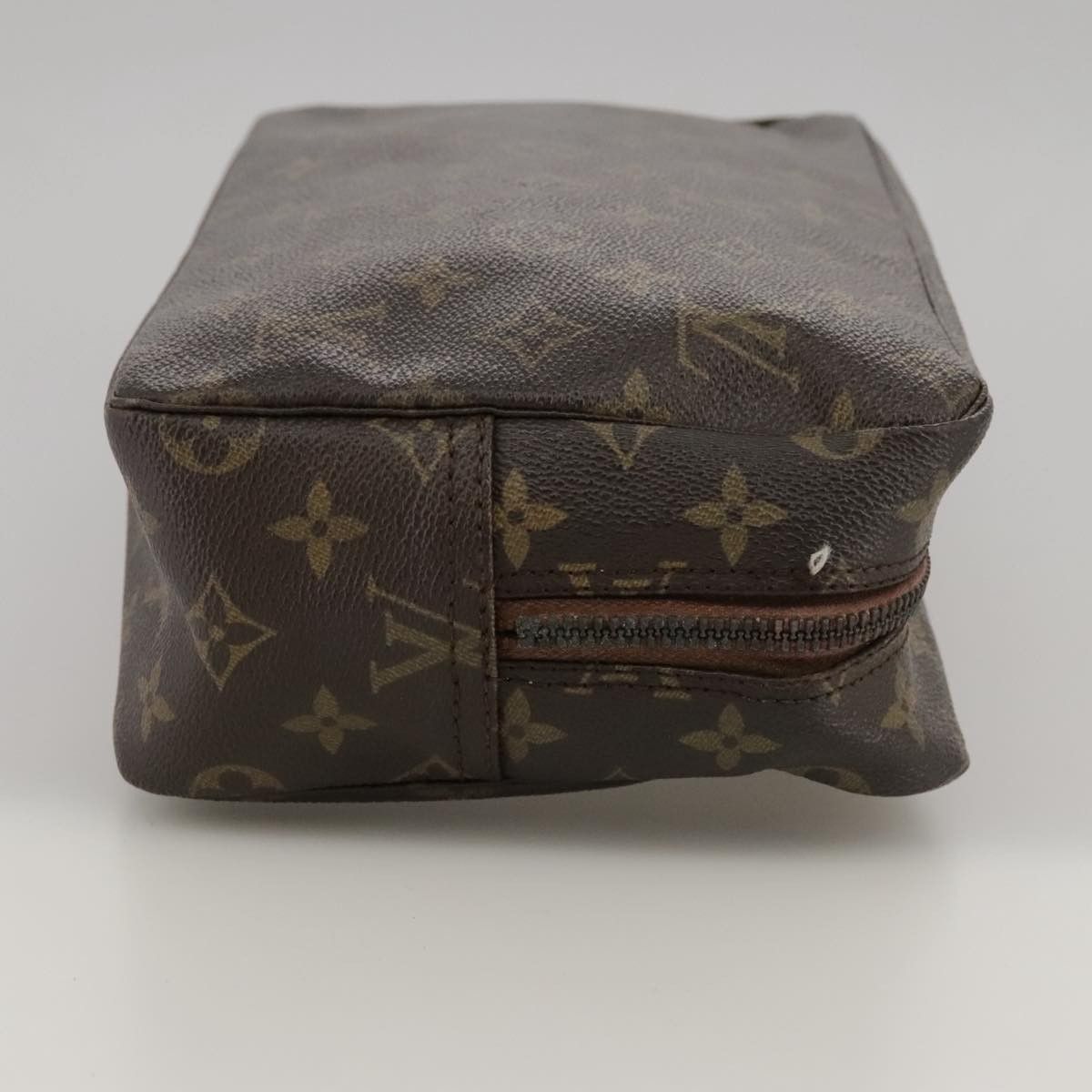 Louis Vuitton Louis Vuitton Trousse de Toilette clutch Size ONE SIZE - 12 Thumbnail