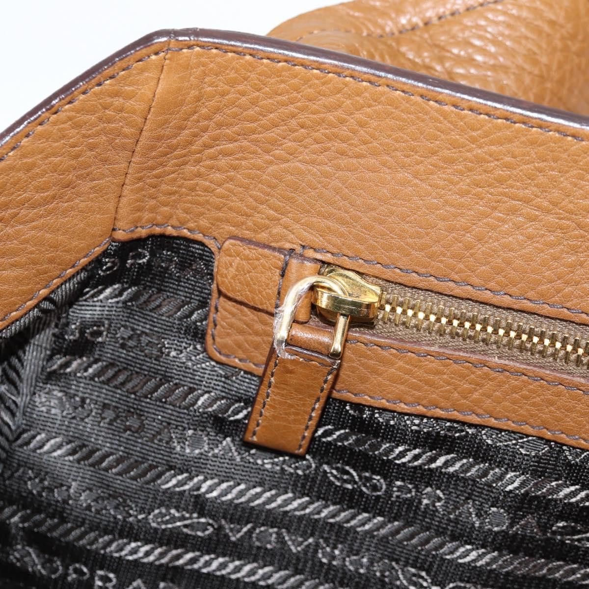 Prada Prada Vitello handbag Size ONE SIZE - 11 Thumbnail