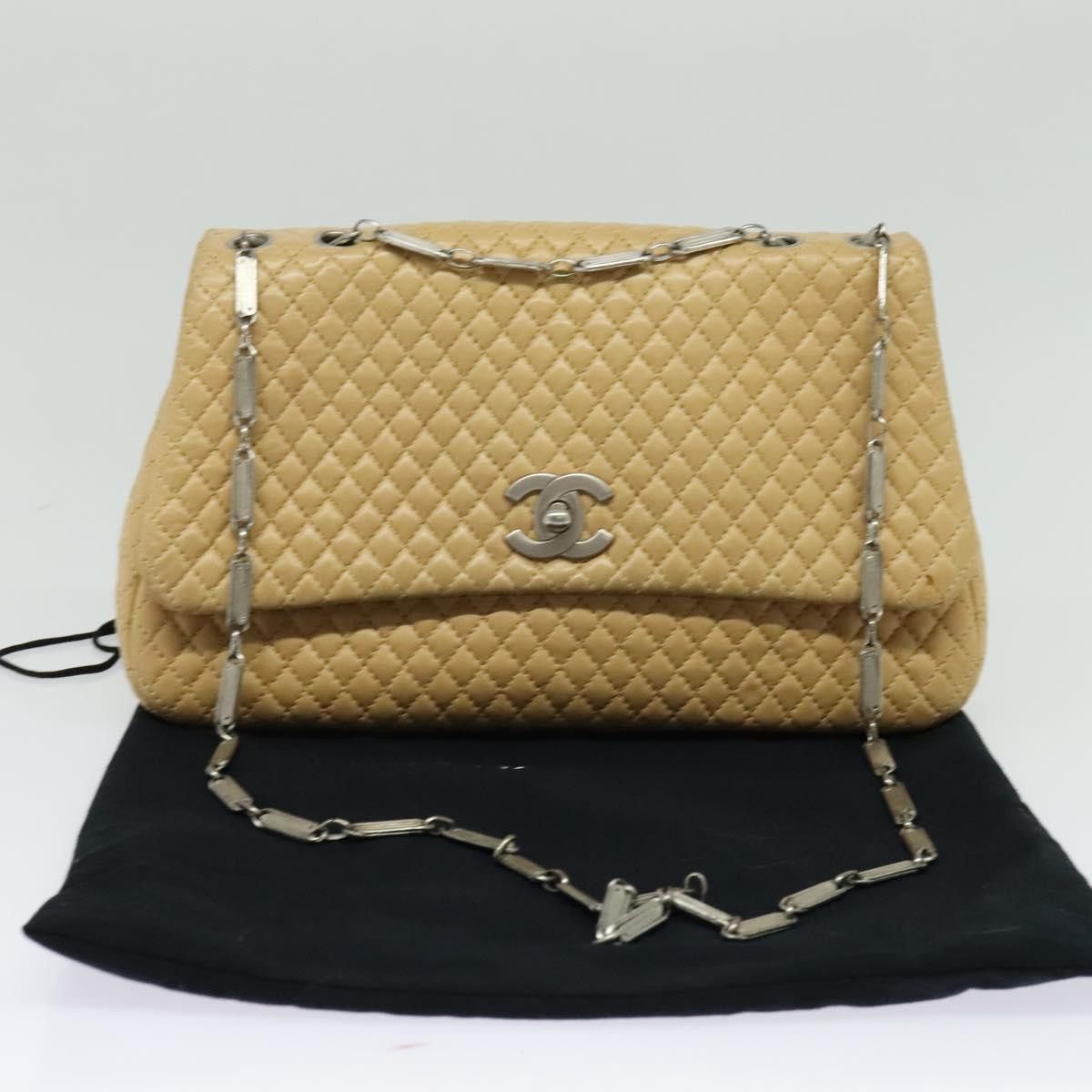 Chanel Chanel Bubble Quilt shoulder Size ONE SIZE - 15 Thumbnail