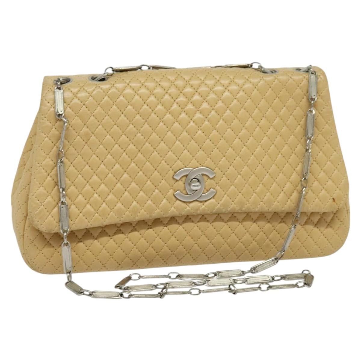Chanel Chanel Bubble Quilt shoulder Size ONE SIZE - 23 Thumbnail