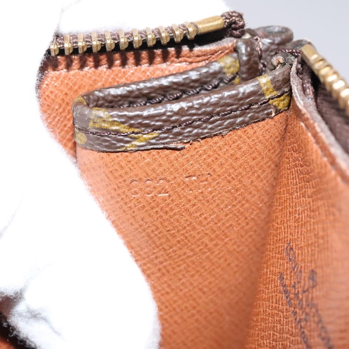 Louis Vuitton Louis Vuitton Poche document clutch Size ONE SIZE - 11 Thumbnail