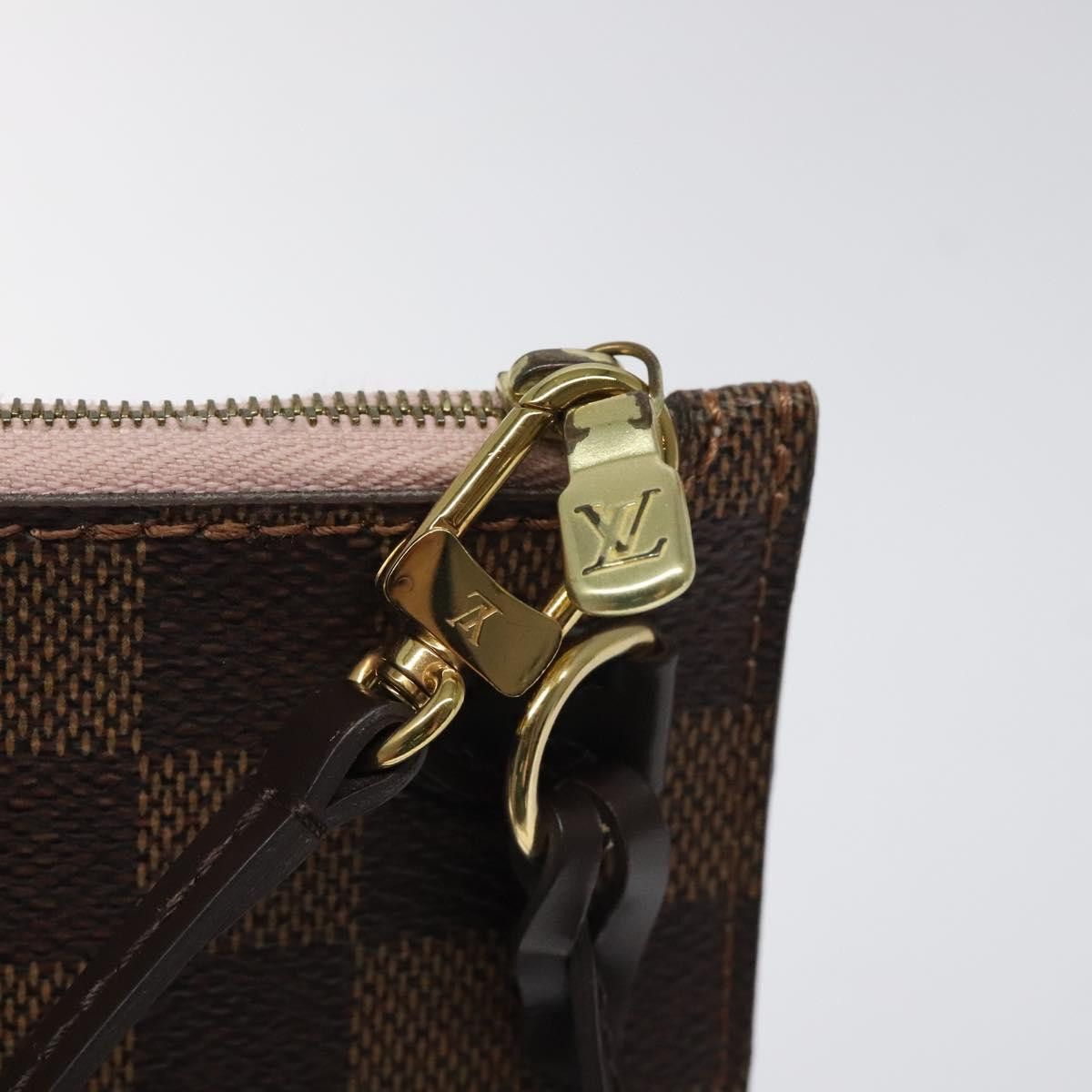 Louis Vuitton Louis Vuitton Neverfull pouch clutch Size ONE SIZE - 10 Thumbnail