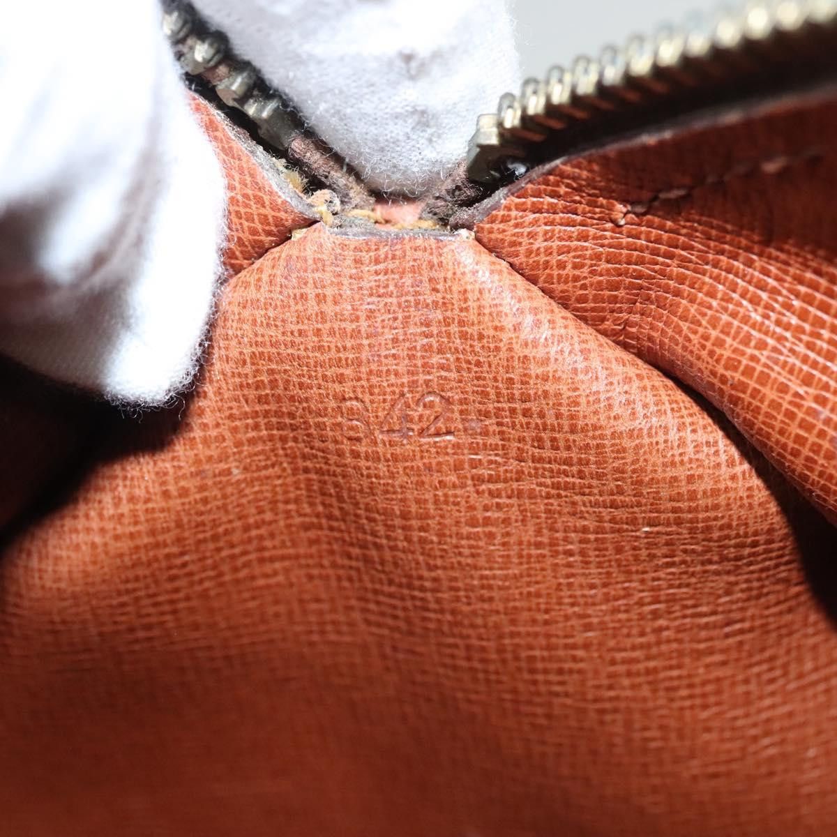 Louis Vuitton Louis Vuitton Papillon handbag Size ONE SIZE - 13 Thumbnail