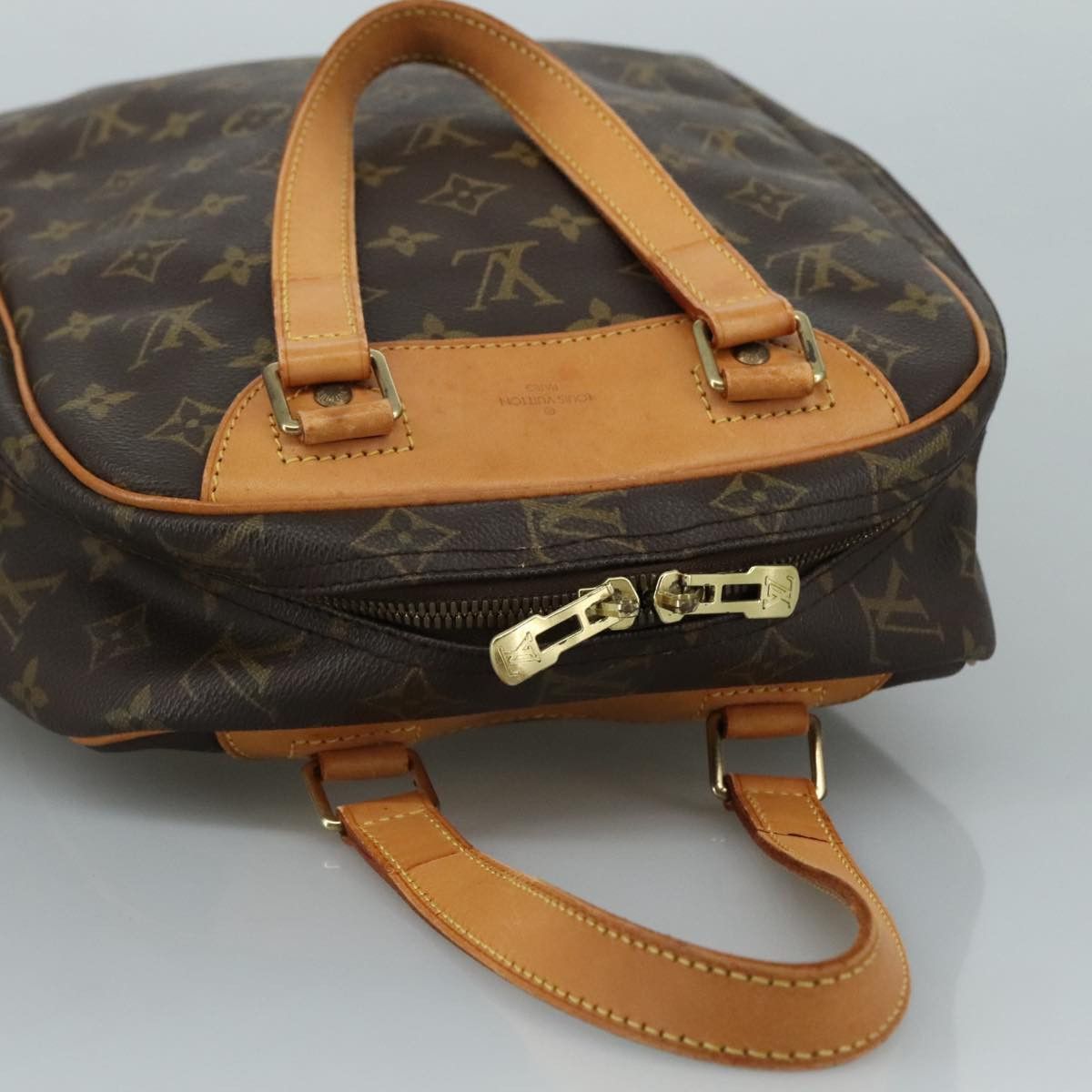 Louis Vuitton Louis Vuitton Excursion handbag Size ONE SIZE - 17 Thumbnail