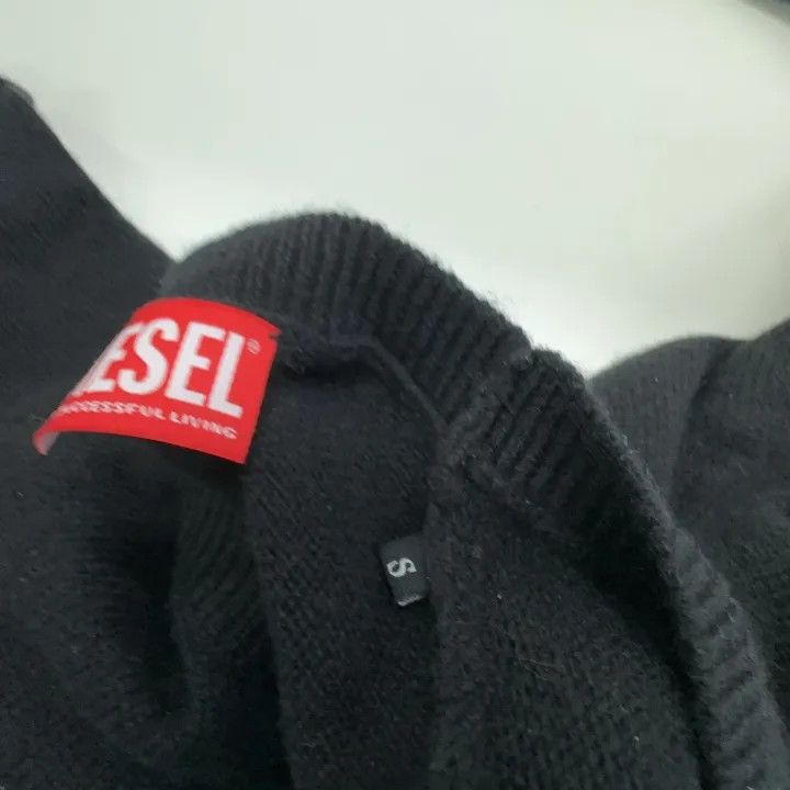 Diesel Diesel Black Long Sleeve Cashmere Sweater 0079 Size S / US 4 / IT 40 - 6 Thumbnail