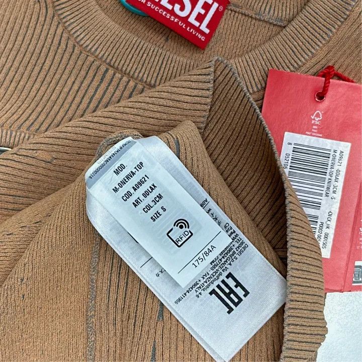 Diesel Diesel Oval-D Series Sleeveless Top in Coral Pink 0079 Size S / US 4 / IT 40 - 4 Thumbnail