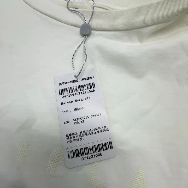 Maison Margiela MM6 Maison Margiela White Crew Neck T-Shirt 0079 Size XS / US 0-2 / IT 36-38 - 4 Thumbnail