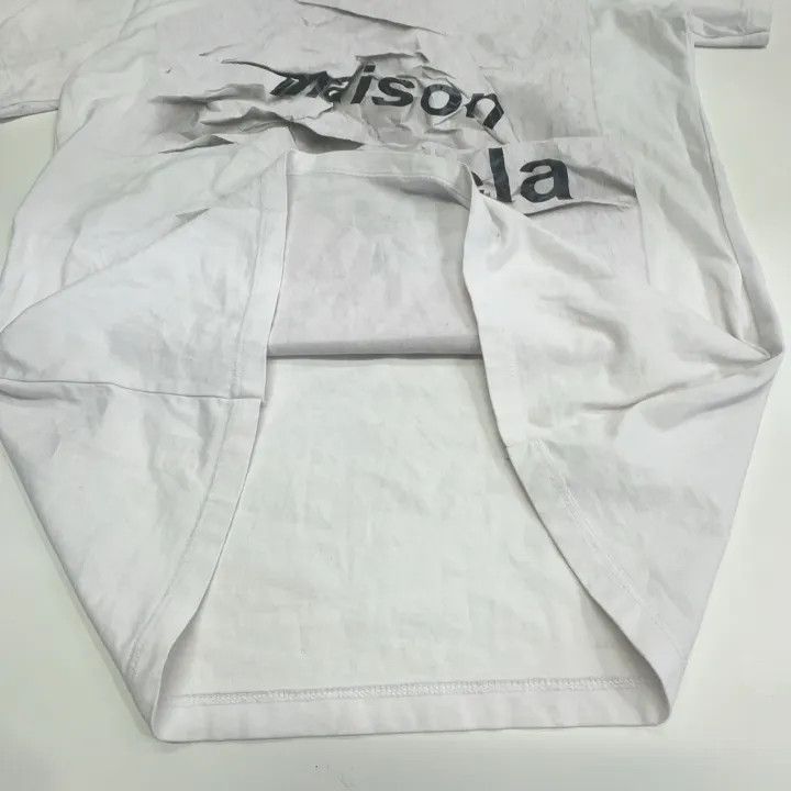 Maison Margiela Maison Margiela White Logo Print Short Sleeve T-Shirt 0079 Size XS / US 0-2 / IT 36-38 - 11 Thumbnail