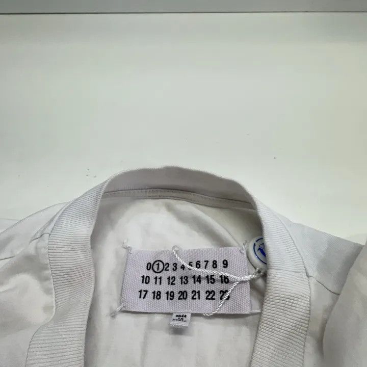 Maison Margiela Maison Margiela White Logo Print Short Sleeve T-Shirt 0079 Size XS / US 0-2 / IT 36-38 - 4 Thumbnail
