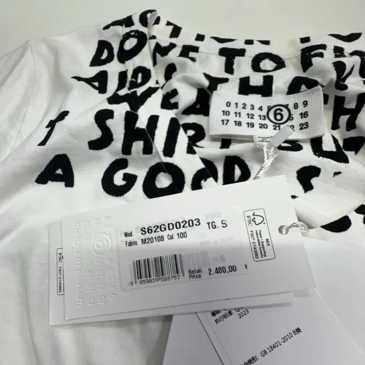 Maison Margiela MM6 Maison Margiela V-Neck Short Sleeve T-Shirt 0079 Size S / US 4 / IT 40 - 4 Thumbnail