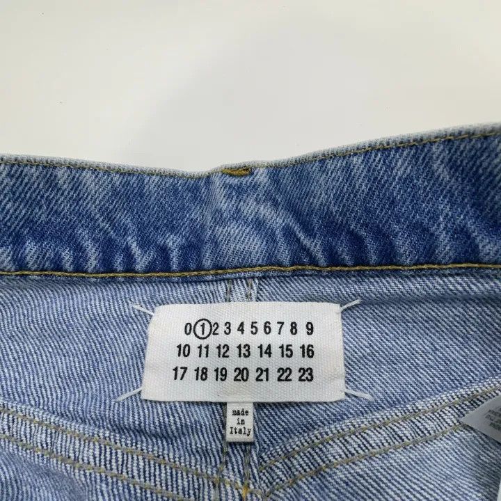 Maison Margiela Maison Margiela High-Waisted Distressed Denim Pants 0079 Size 40" / US 18 - 5 Thumbnail