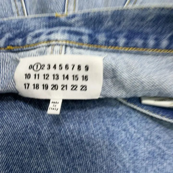 Maison Margiela Maison Margiela Blue Wide Legged Jeans 0079 Size 38" / US 16 / IT 52 - 2 Thumbnail