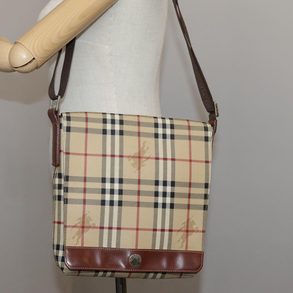 Burberry Burberry Nova Check shoulder Size ONE SIZE - 16 Thumbnail