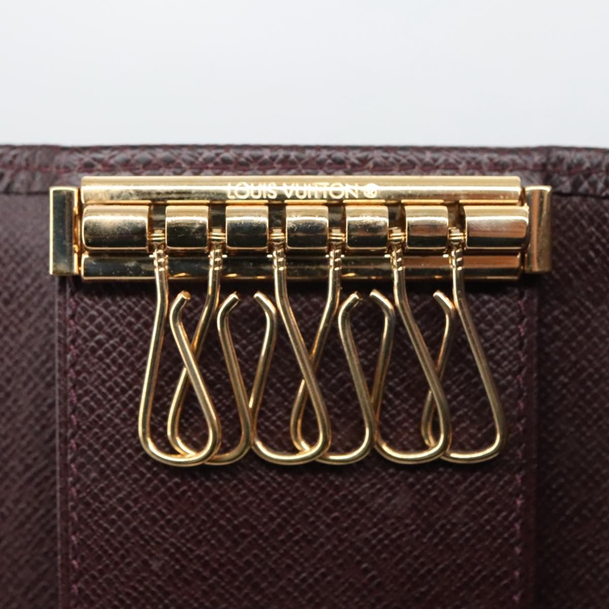 Louis Vuitton Louis Vuitton 6 key holder wallet Size ONE SIZE - 10 Thumbnail