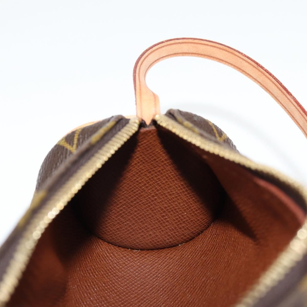 Louis Vuitton Louis Vuitton Papillon clutch Size ONE SIZE - 18 Thumbnail
