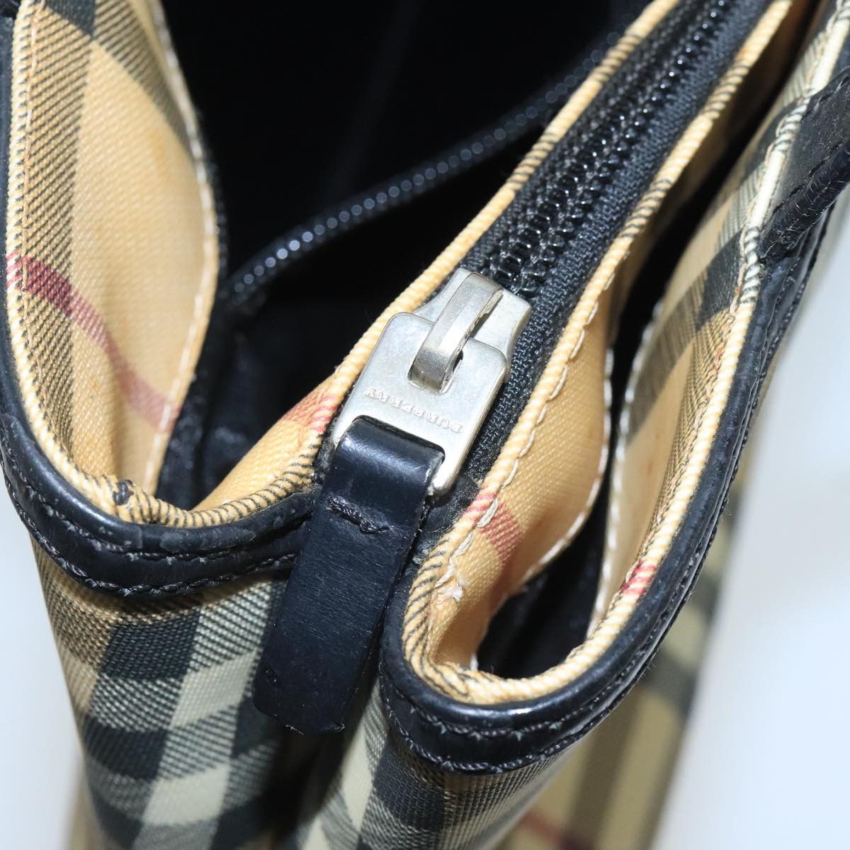 Burberry Burberry Nova Check handbag Size ONE SIZE - 11 Thumbnail
