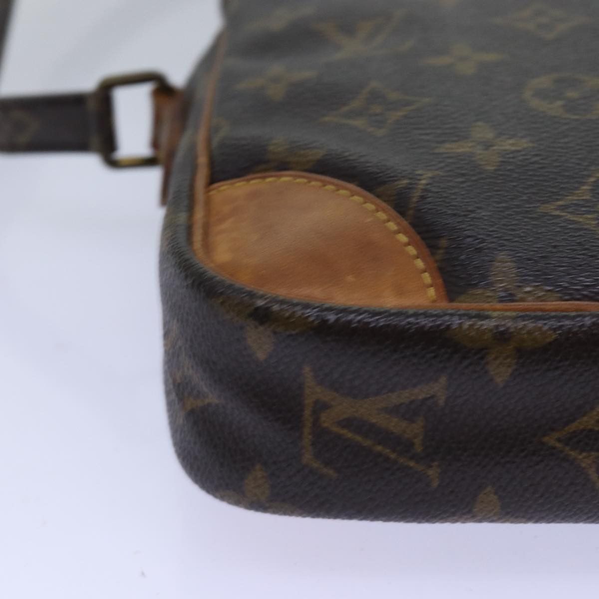 Louis Vuitton Louis Vuitton Danube shoulder Size ONE SIZE - 17 Thumbnail