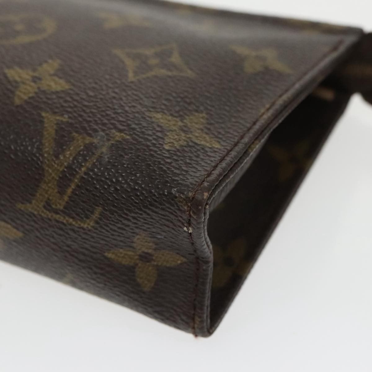 Louis Vuitton Louis Vuitton Poche Toilette 15 clutch Size ONE SIZE - 8 Thumbnail