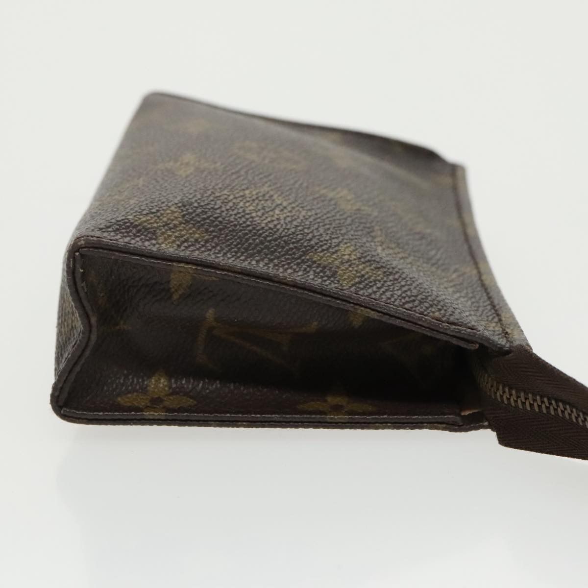 Louis Vuitton Louis Vuitton Poche Toilette 15 clutch Size ONE SIZE - 3 Thumbnail